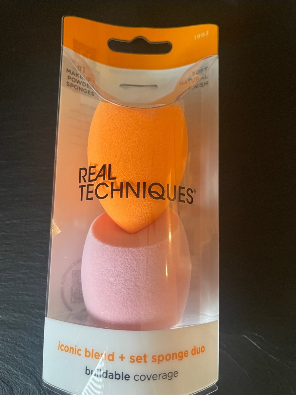 Real Techniques Orange & Pink Makeup Sponge Duo